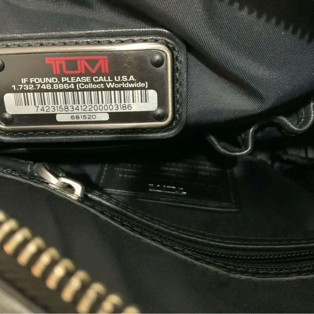 Tumi Laredo Frisco Town Black Leather Messenger Bag, Silver Hardware